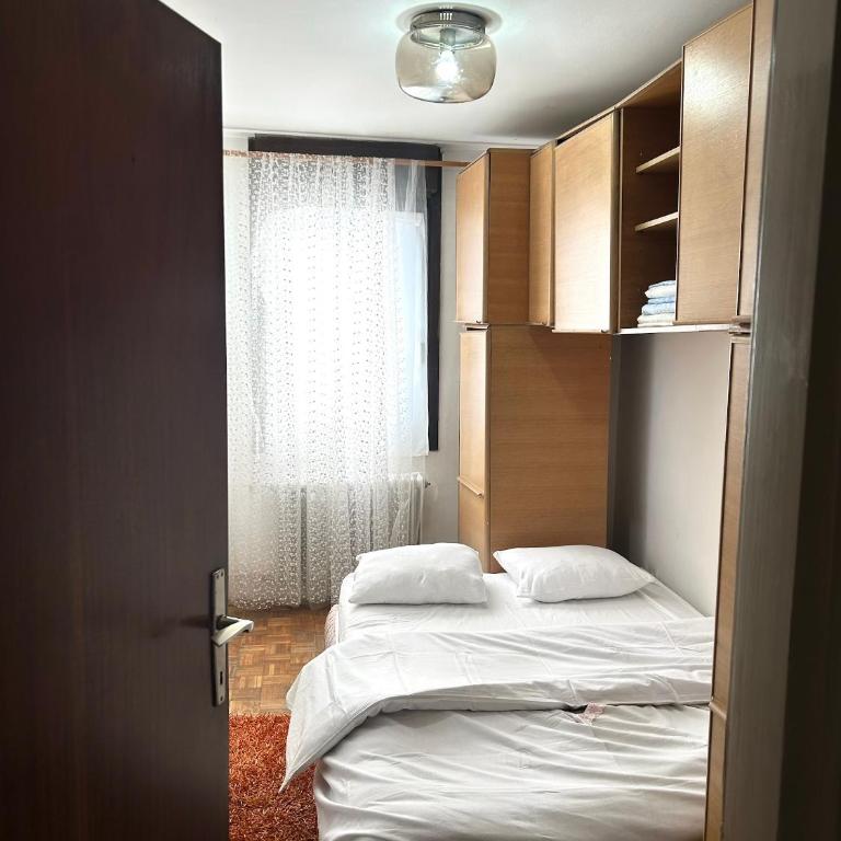 Rent a vintage house in Sarajevo - Kuća sa 1 Spavaćom Sobom - 17