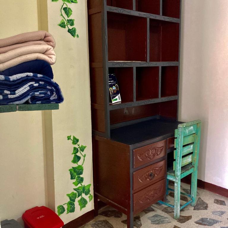 Charco Corazón - Family Room - 12