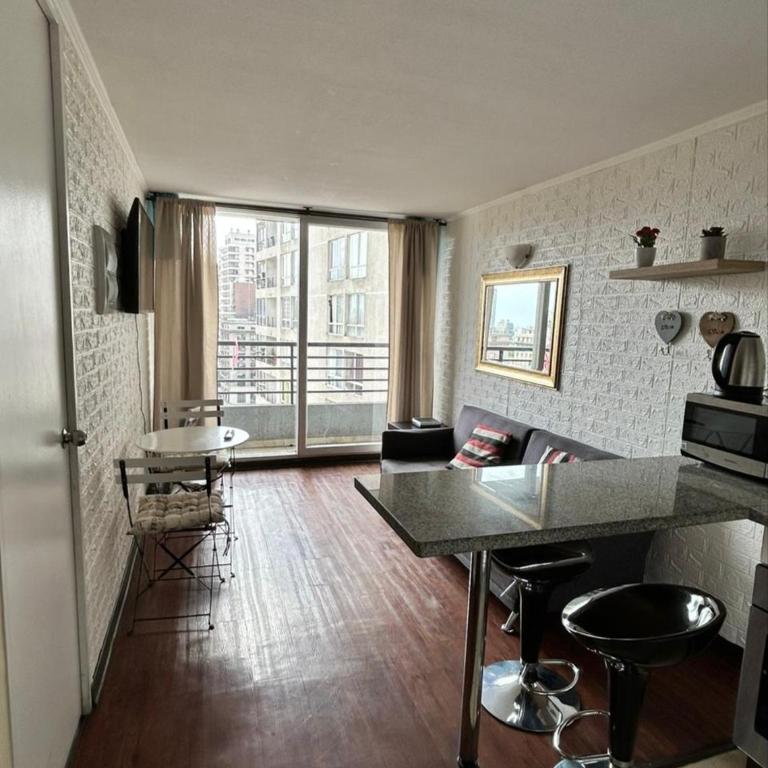 Departamento metro u de chile 3 personas - One-Bedroom Apartment - 1