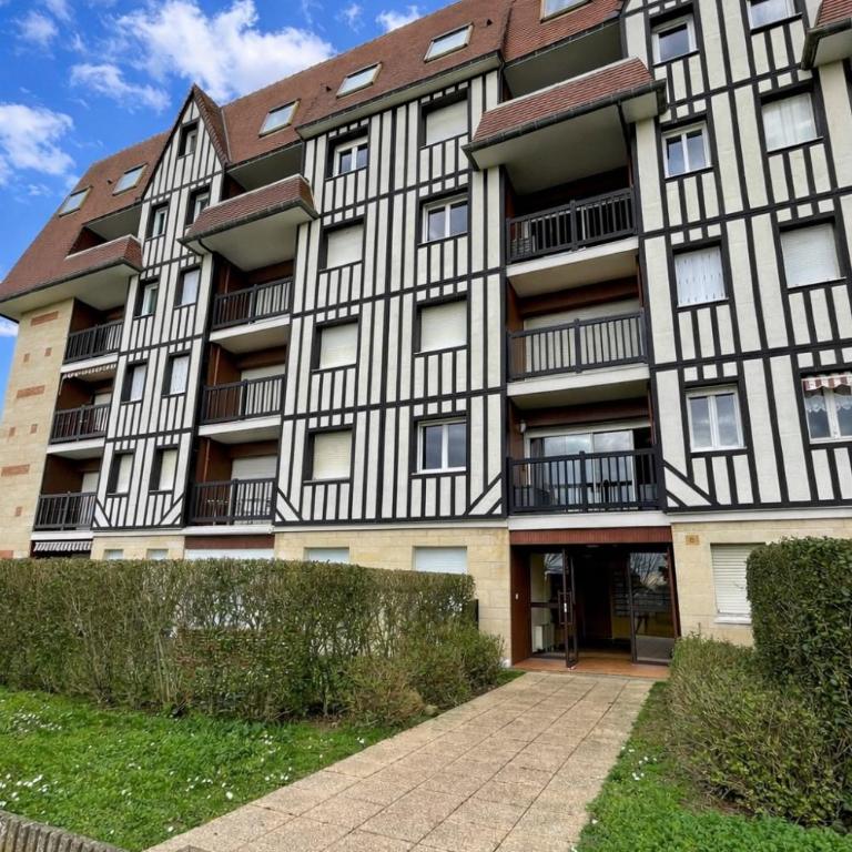 Le Lagon de Léon Escapade à deux en front de mer, avec accès direct et privatif à la plage, sur la Promenade Marcel Proust à Cabourg - Studio - 29
