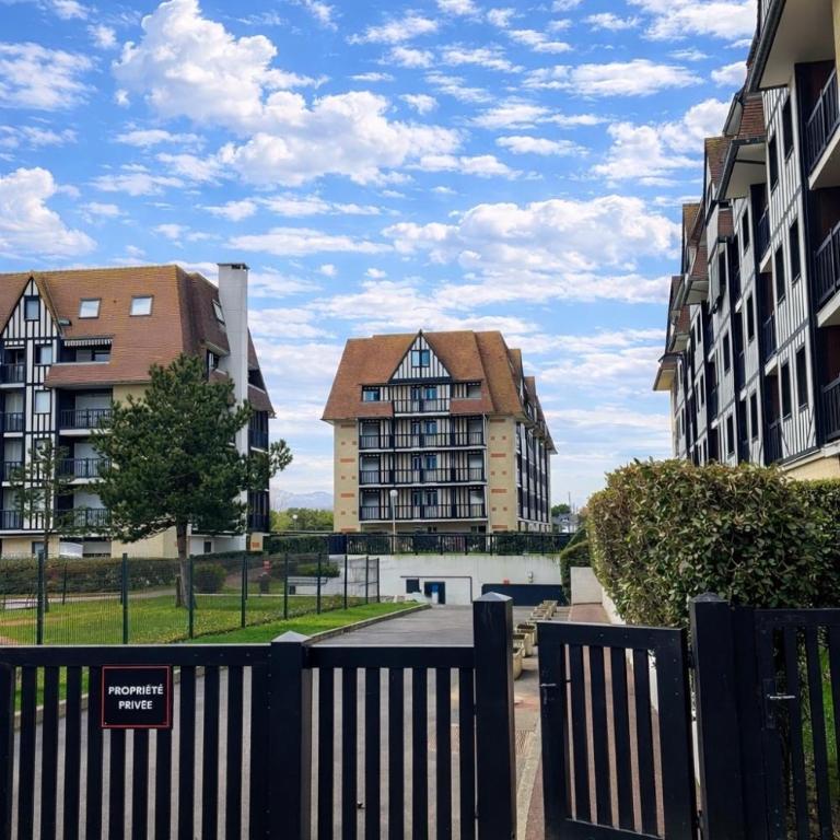 Le Lagon de Léon Escapade à deux en front de mer, avec accès direct et privatif à la plage, sur la Promenade Marcel Proust à Cabourg - Studio - 28