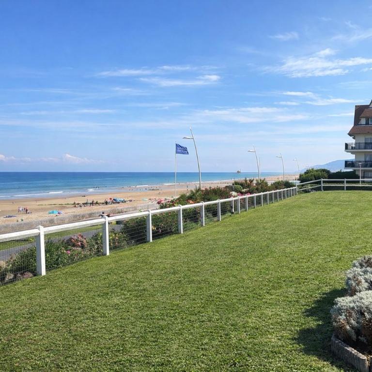 Le Lagon de Léon Escapade à deux en front de mer, avec accès direct et privatif à la plage, sur la Promenade Marcel Proust à Cabourg - Studio - 25