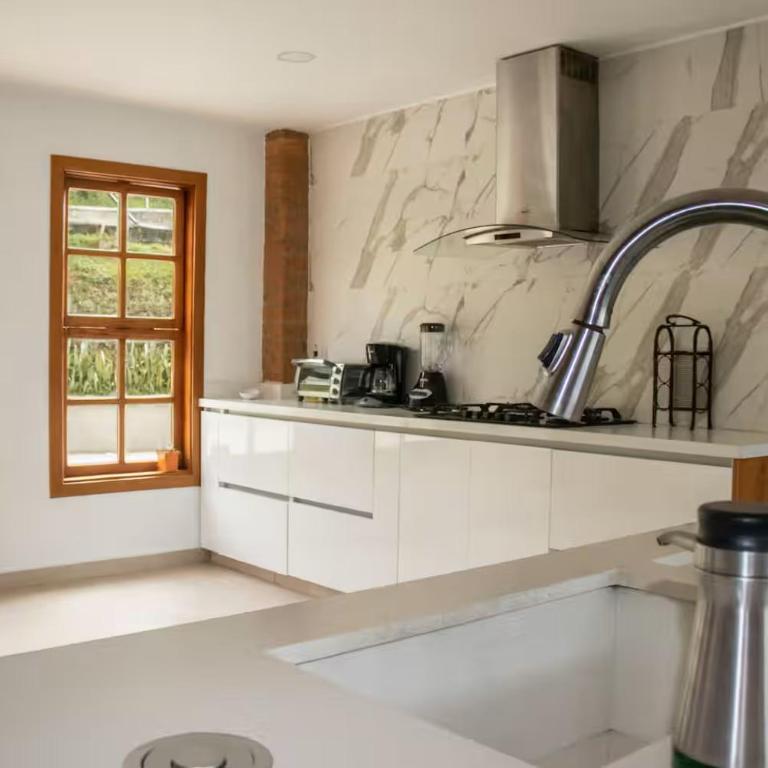 AMAZING EL POBLADO VIEWs-MODERN VILLA - Deluxe Villa - 8