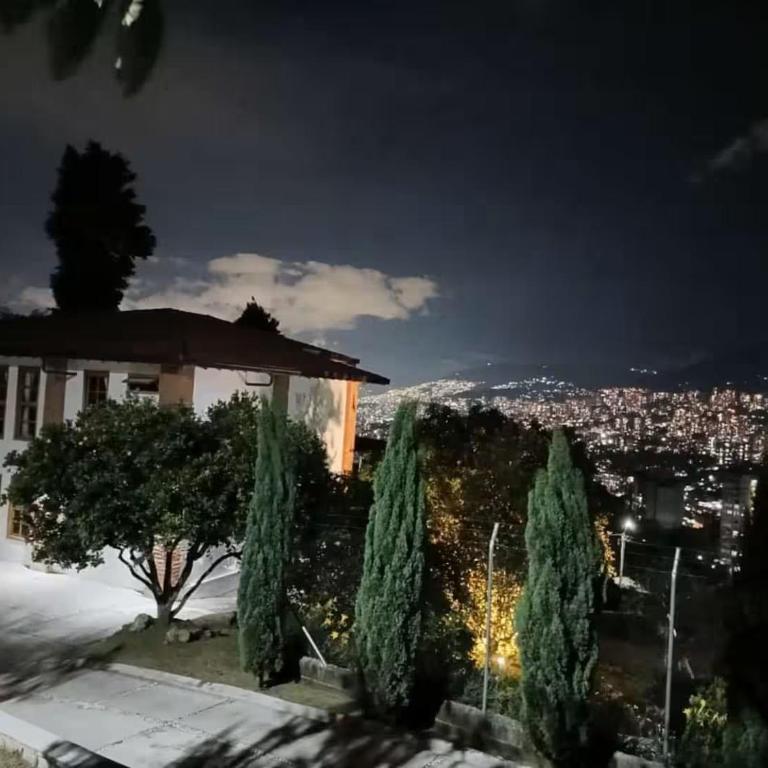 AMAZING EL POBLADO VIEWs-MODERN VILLA - Deluxe Villa - 44