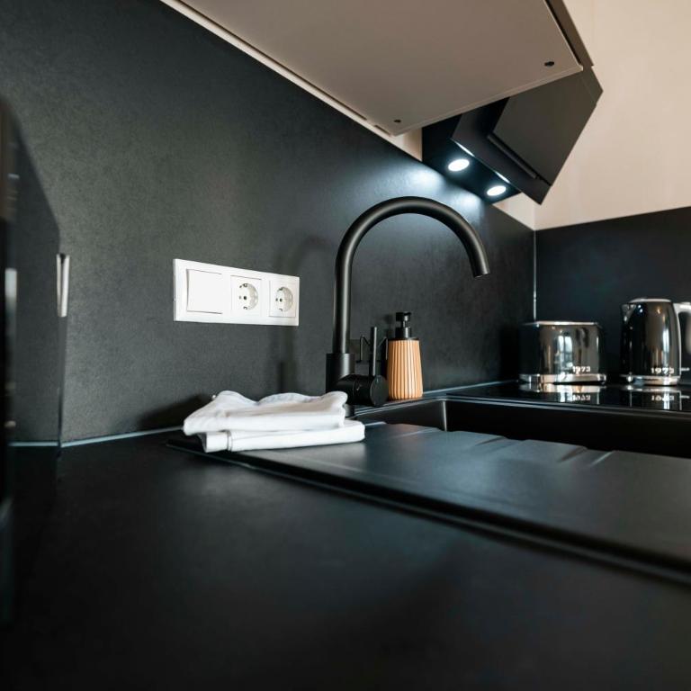 Boutique-Studio I Zentral I Parkplatz I Waschtrockner I inkl aktivCARD - 130 Gratis-Erlebnisse - Apartment mit 1 Schlafzimmer - 10