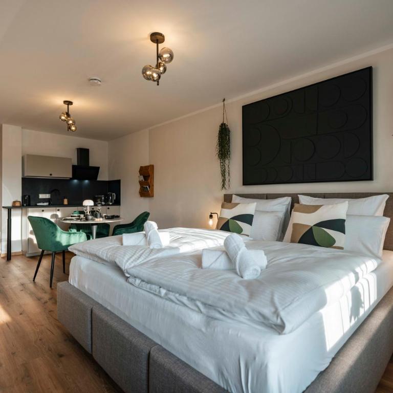 Boutique-Studio I Zentral I Parkplatz I Waschtrockner I inkl aktivCARD - 130 Gratis-Erlebnisse - Apartment mit 1 Schlafzimmer - 42