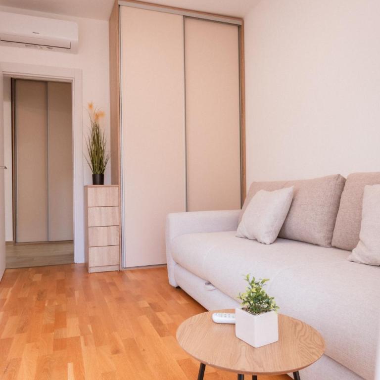 Maris View - One-Bedroom Apartment - 12