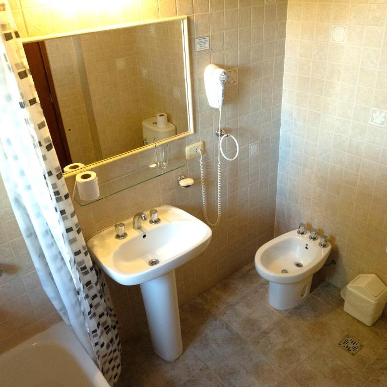 Hosteria Olimpo - Superior Double Room - 1