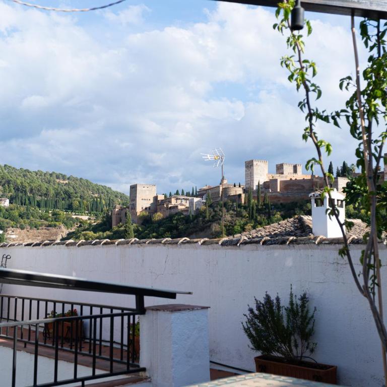 Casa de Doña Sancha con vistas a la Alhambra - Five-Bedroom House - 22