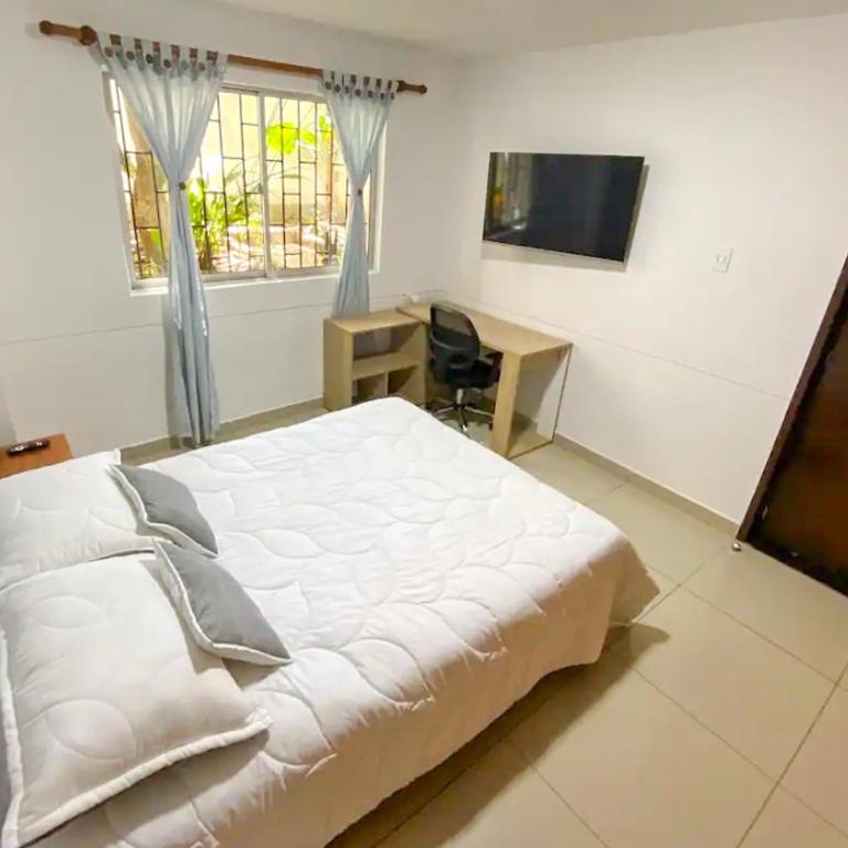 Casa Linda Zona Rosa Buenos Aires, Natural Garden - Four-Bedroom House - 26