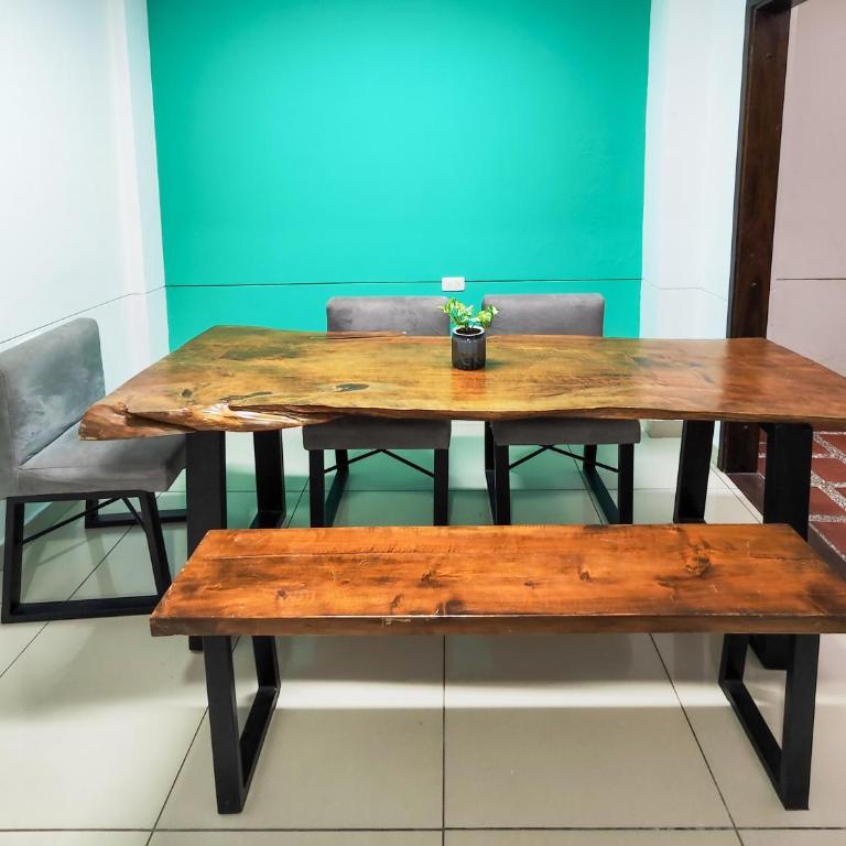 Casa Linda Zona Rosa Buenos Aires, Natural Garden - Four-Bedroom House - 23