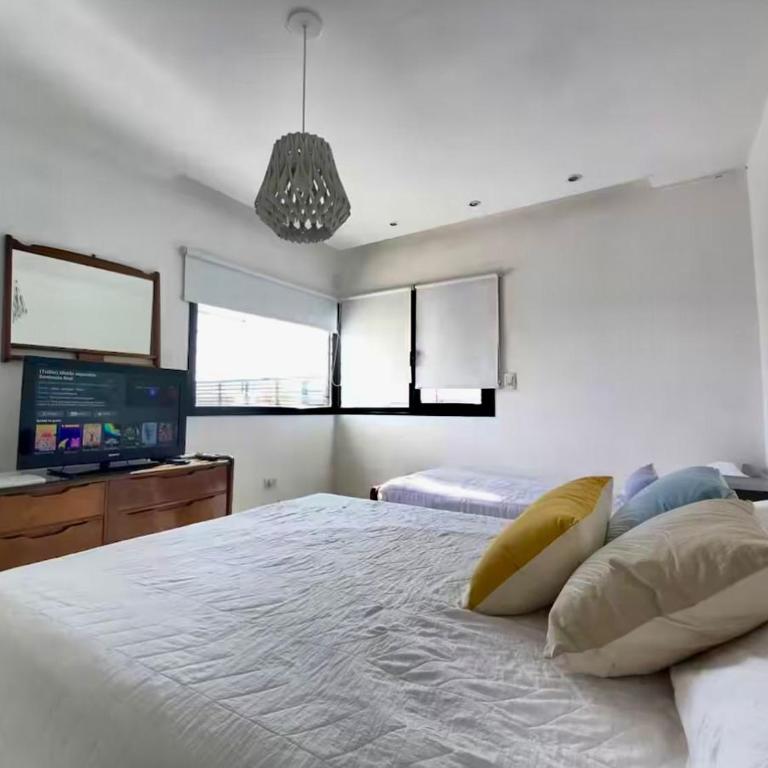 Exclusiva Casa Estilo Campo con Cochera y Asador - Casa de 2 dormitorios - 10