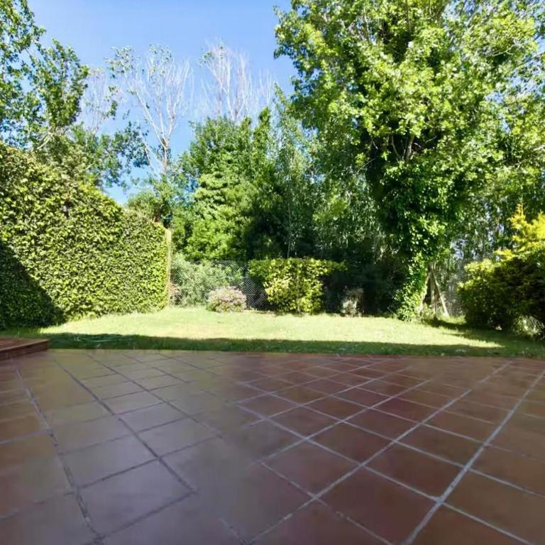 Exclusiva Casa Estilo Campo con Cochera y Asador - Casa de 2 dormitorios - 22