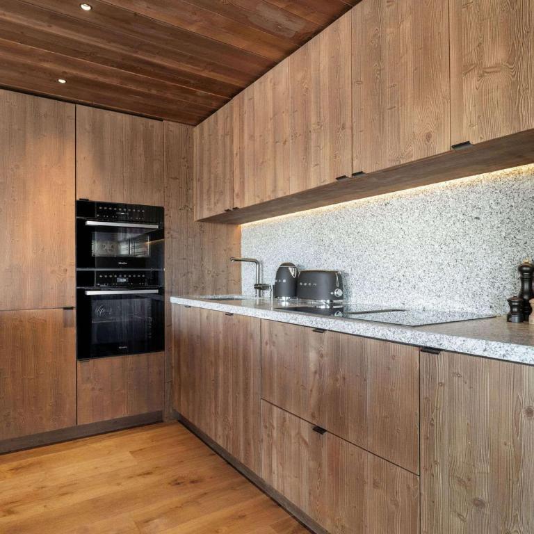 Appartement luxueux au centre de Courchevel 1850 avec accès spa et navette - FR-1-830-9 - Apartment - 7