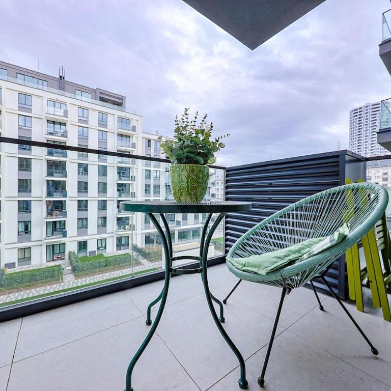 S310 with free parking - One-Bedroom Apartment - 2
