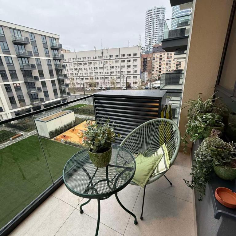 S310 with free parking - One-Bedroom Apartment - 3