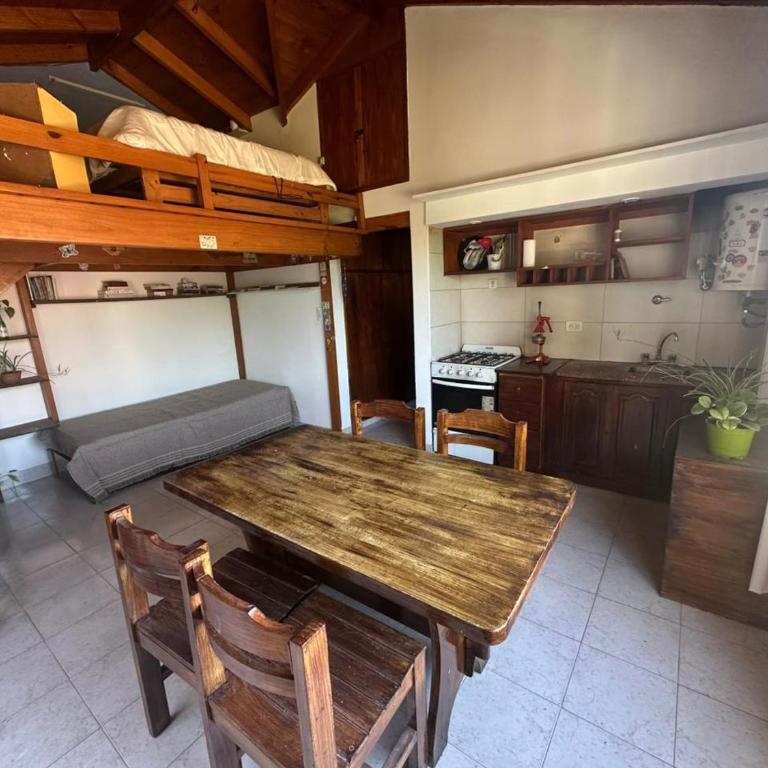 Hermosa Casa Familiar con Ubicación Estratégica - One-Bedroom House - 13