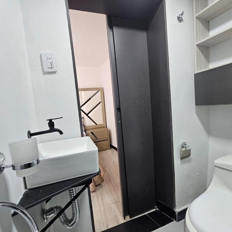 Hotel Suites de luxury Calasanz Medellín - Deluxe Room (2 Adults + 1 Child) - 6