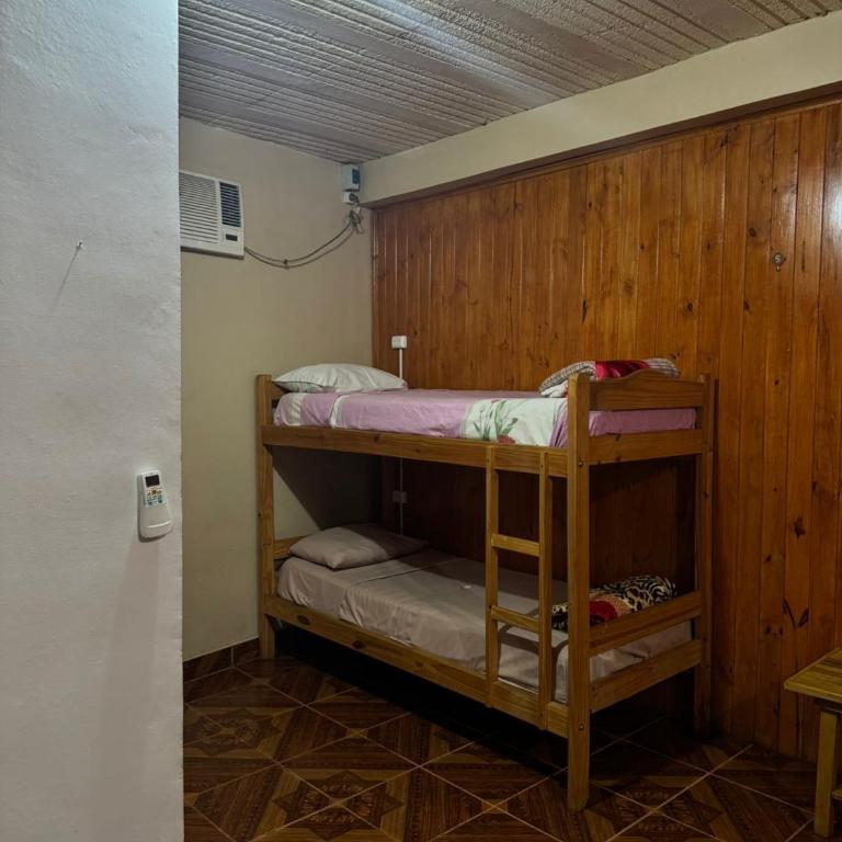 Hostel el Amanecer - Habitación Cuádruple Estándar - 3