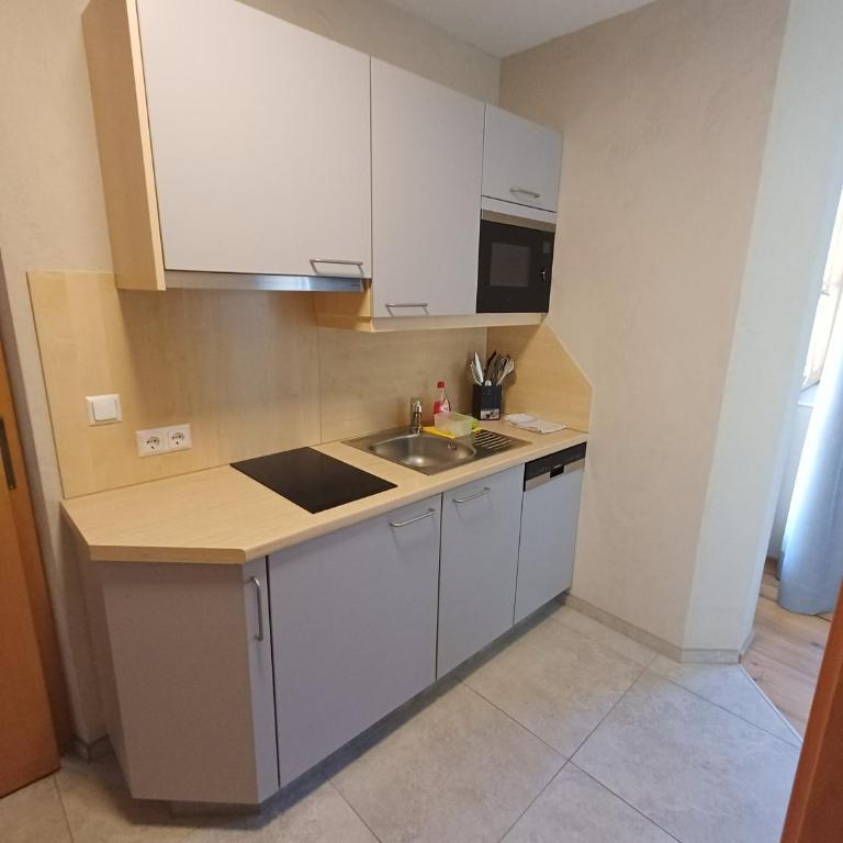Appartements Fossa - Studio with Balcony - 11