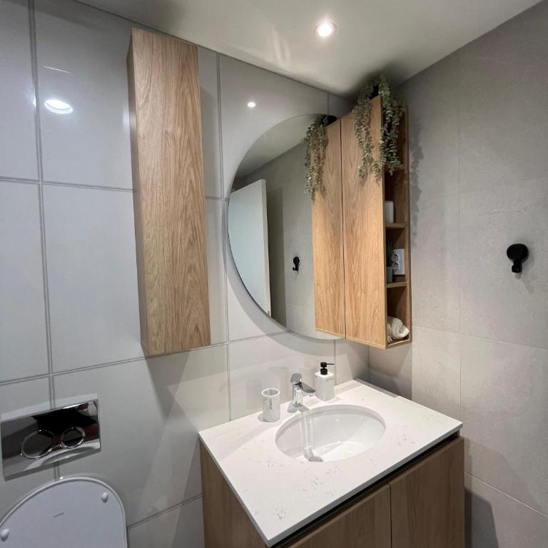 Belgrade Waterfront Dream - One-Bedroom Apartment with Terrace - 16