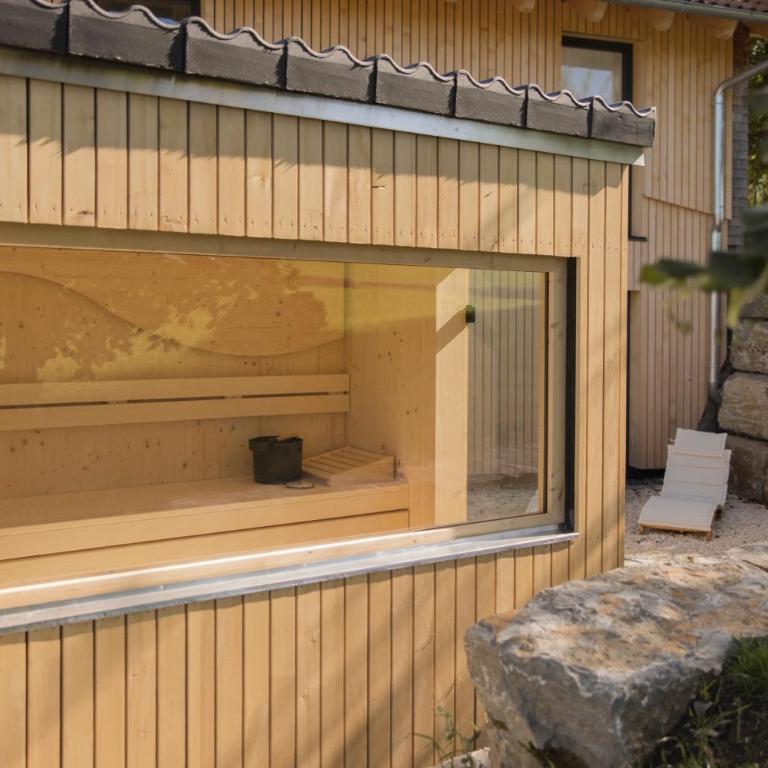 sona Suites Allgäu - Suite Balance - Sauna & Naturblick - Apartment mit 1 Schlafzimmer und Gartenblick - 8