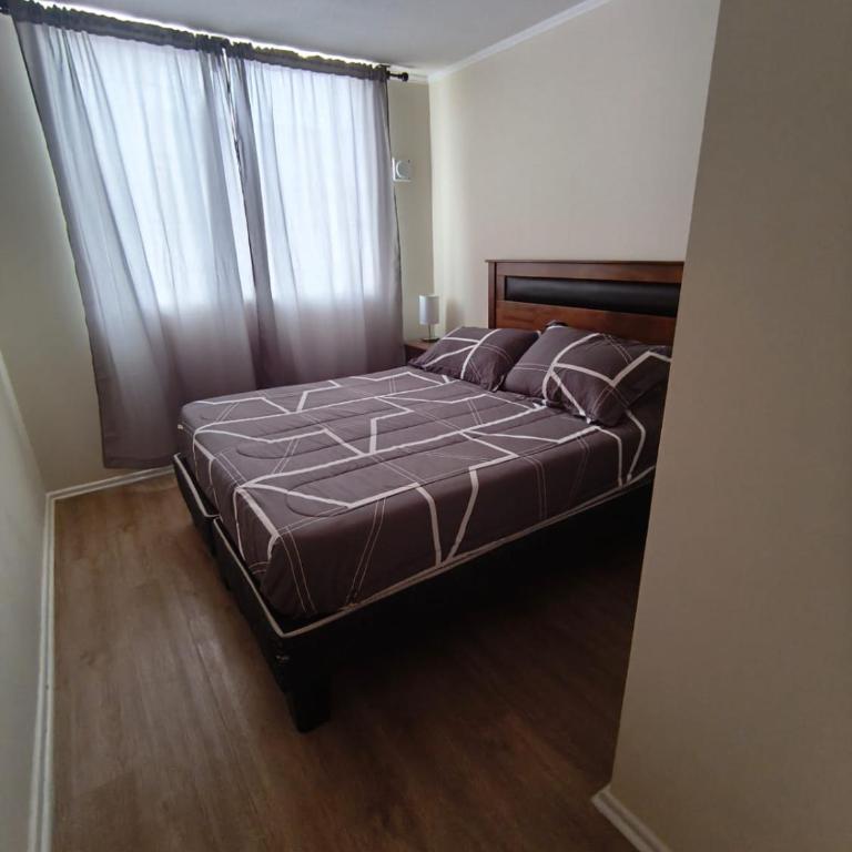 Arriendo cómodo departamento amoblado en La Serena - Three-Bedroom Apartment - 12