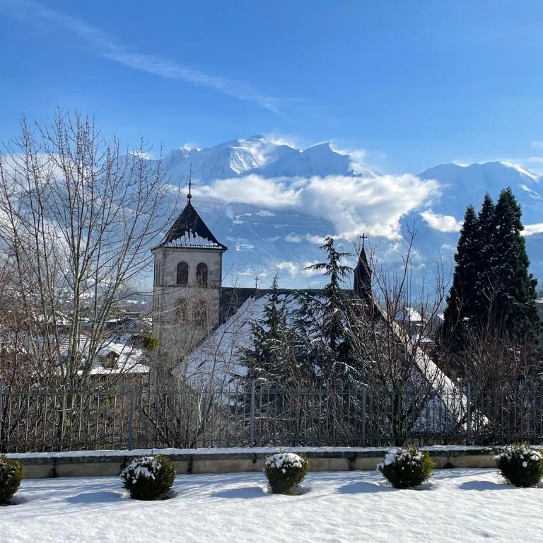 Un château face au Mont-Blanc - Villa con Piscina Privata - 40