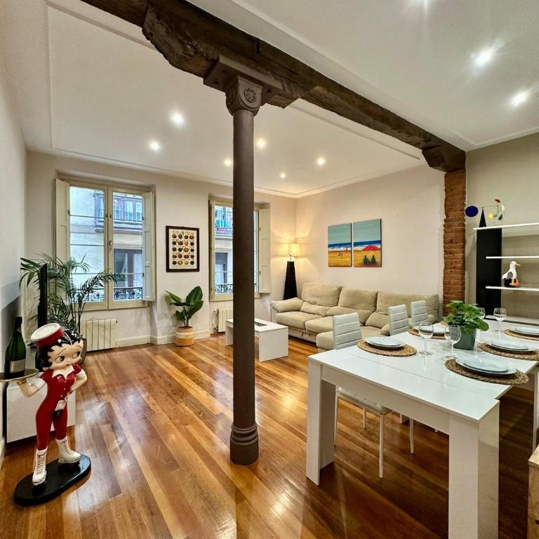 OldTown CityCenter AirCon-SELF CHECK IN - Three-Bedroom Premium Apartment - 5