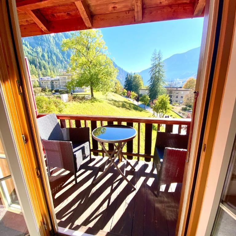 Apartments Chalet Tatyana - Apartment mit 2 Schlafzimmern und Balkon - 5