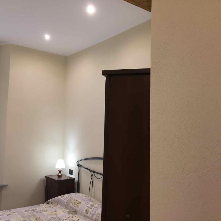 Appartamento centro Storico Cuneo - One-Bedroom Apartment with View - 4