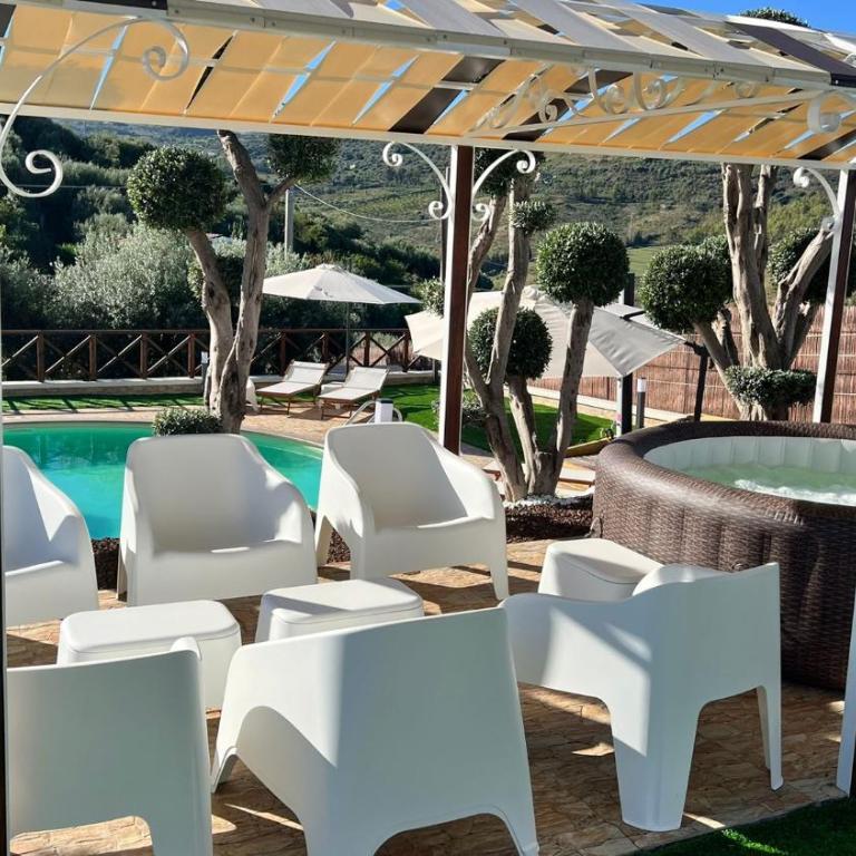 Al Grande Pino - Private pool, Jacuzzi and amazing Sunset - Holiday Home - Ground Floor - 8