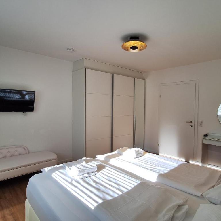 Panorama Apartments - Steinbock Lodges - Deluxe Apartment mit 2 Schlafzimmern und Gartenblick - 4
