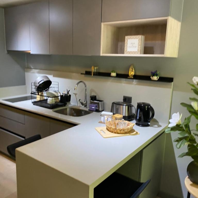 Hub cercano a Movistar Arena y Metro Toesca Santiago - One-Bedroom Apartment - 11