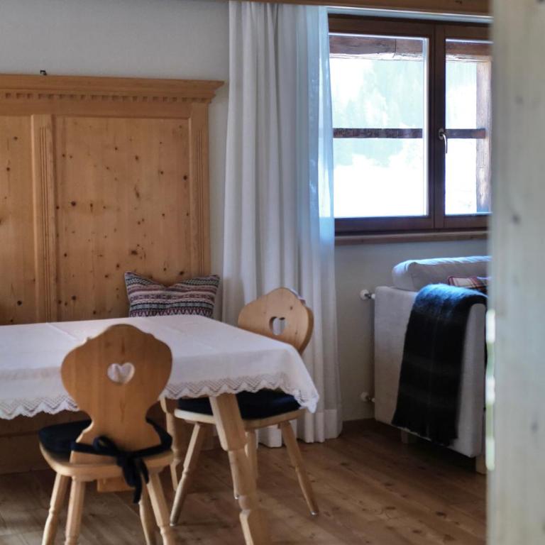Luxury Chalet at the Foot of the Dolomites by the Castle - Apartamento de 2 dormitorios - 4