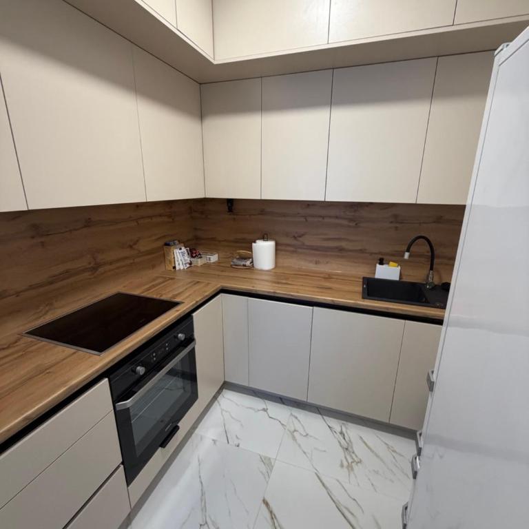Aurelia Apartmani - Banja Luka-Borik - One-Bedroom Apartment with City View - 11