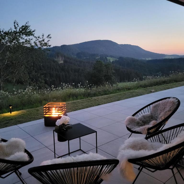 Alpinchalet Bergahorn - luxeriöse Wohnung mit Sauna und grosser Terrasse - Apartment mit 3 Schlafzimmern - 1
