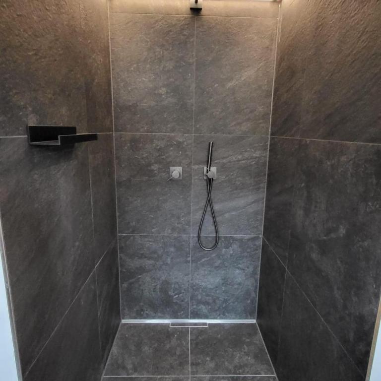 Alpinchalet Bergahorn - luxeriöse Wohnung mit Sauna und grosser Terrasse - Apartment mit 3 Schlafzimmern - 64