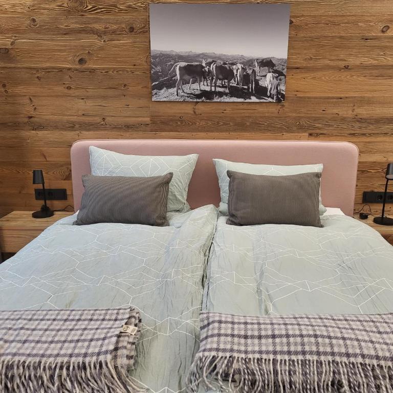 Alpinchalet Bergahorn - luxeriöse Wohnung mit Sauna und grosser Terrasse - Apartment mit 3 Schlafzimmern - 84