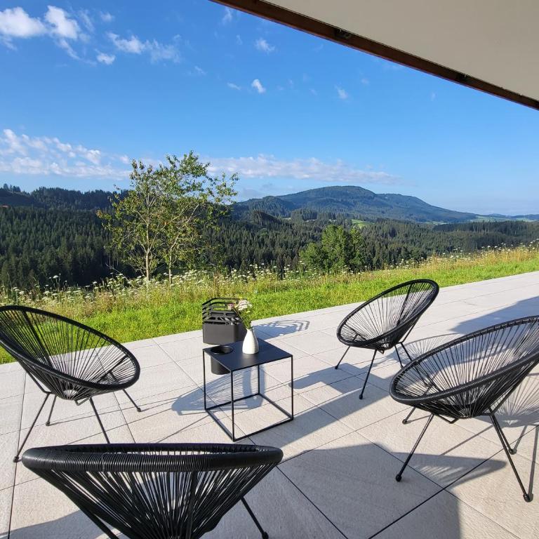 Alpinchalet Bergahorn - luxeriöse Wohnung mit Sauna und grosser Terrasse - Apartment mit 3 Schlafzimmern - 93