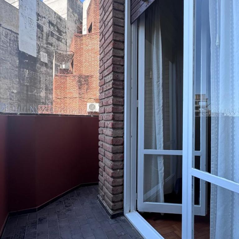 Av Poeta Lugones - Nueva Córdoba - Apartamento de 1 dormitorio - 32