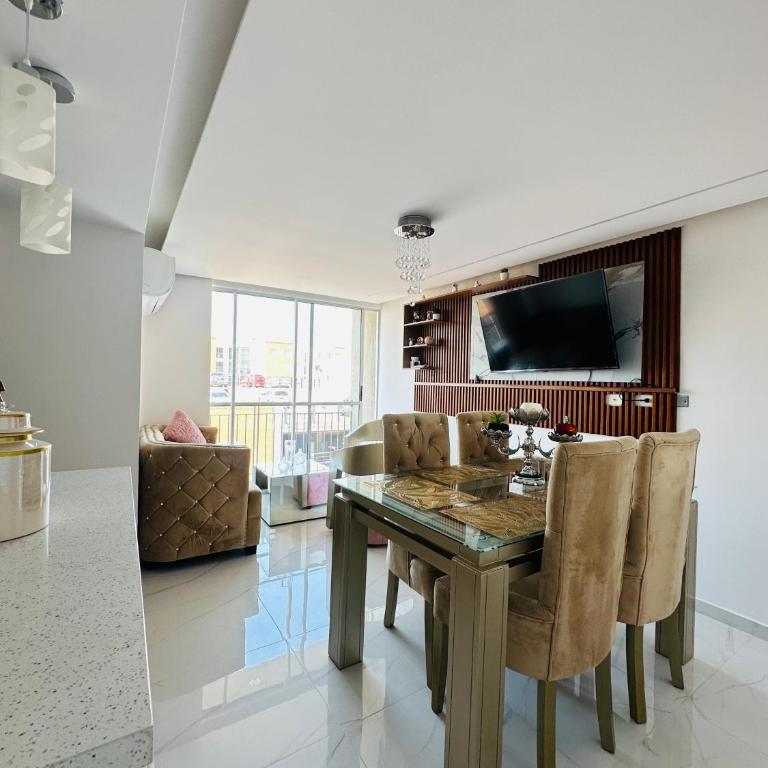 Apartamento hogar del Sol, balcón y descanso - Apartamento de 3 dormitorios - 3