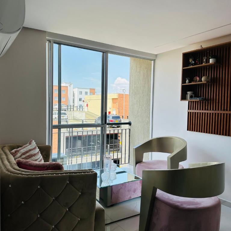Apartamento hogar del Sol, balcón y descanso - Apartamento de 3 dormitorios - 6