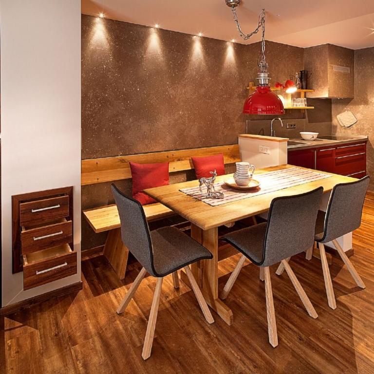 Alpenhaus Steiner - Top-Ferienwohnungen - Sommer-Bergbahn inklusive - Apartment mit 2 Schlafzimmern und Sauna im Apartment - 13