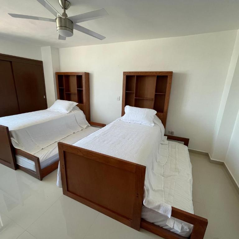 Entire penthouse with sea view in Zona Dorada - 3 bedrooms - Three-Bedroom Apartment - 2