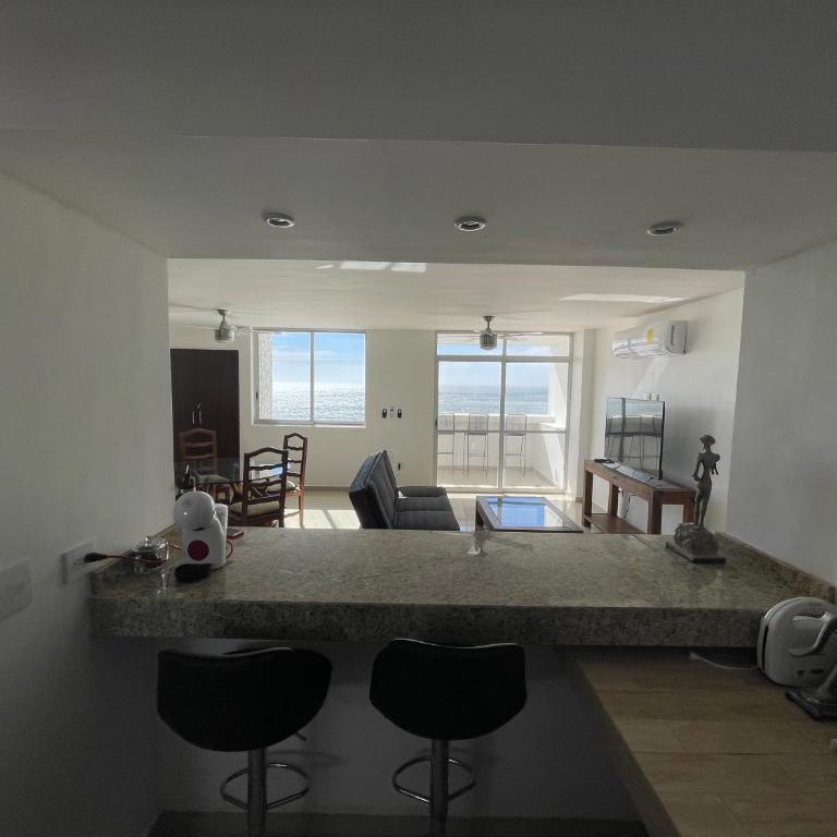 Entire penthouse with sea view in Zona Dorada - 3 bedrooms - Three-Bedroom Apartment - 3