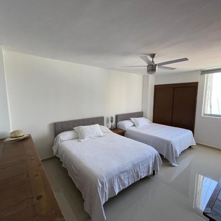 Entire penthouse with sea view in Zona Dorada - 3 bedrooms - Three-Bedroom Apartment - 6