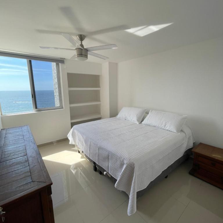 Entire penthouse with sea view in Zona Dorada - 3 bedrooms - Three-Bedroom Apartment - 7