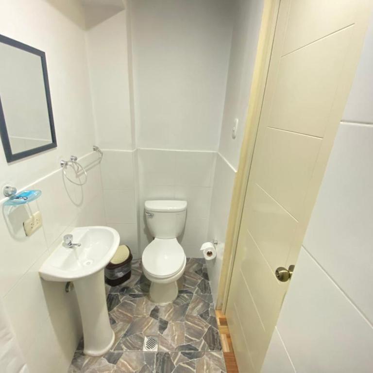 Guest Home Medina - Small Double Room - 1