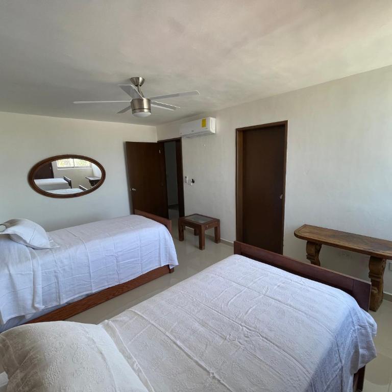 Entire penthouse with sea view in Zona Dorada - 3 bedrooms - Three-Bedroom Apartment - 10